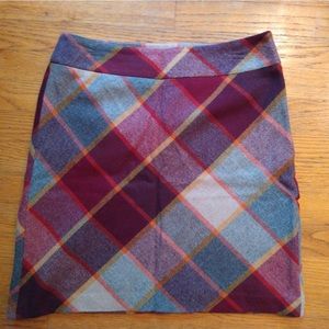 Women’s wool skirt